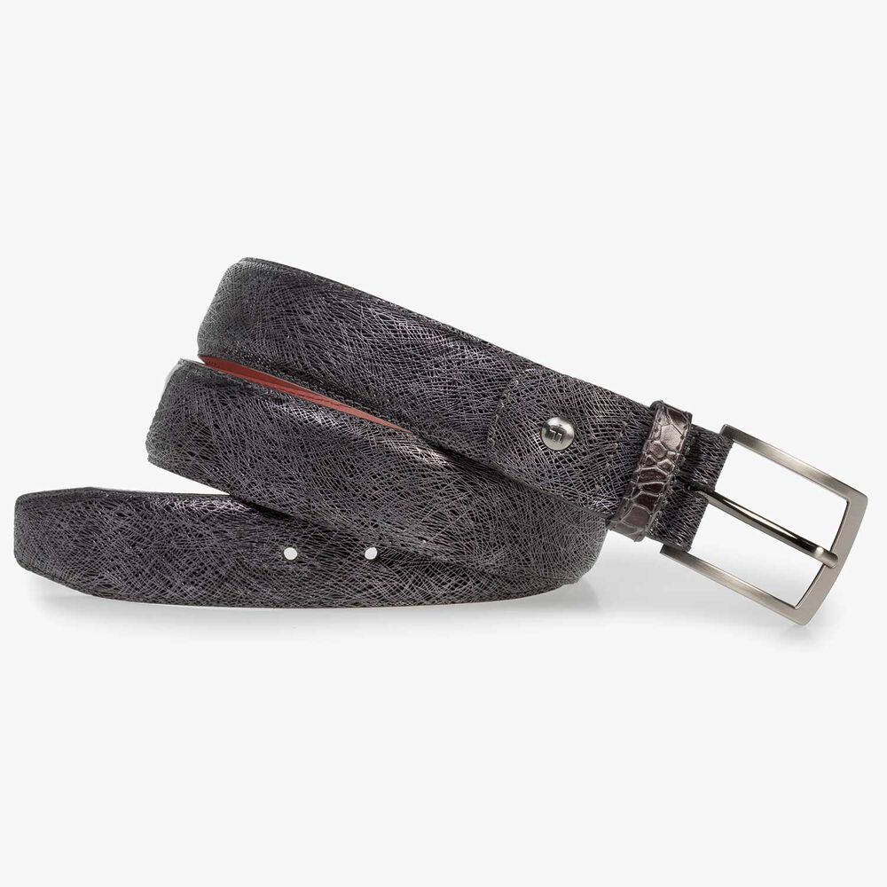Black leather belt with metallic print