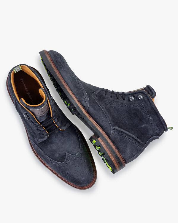 Lace boot suede black