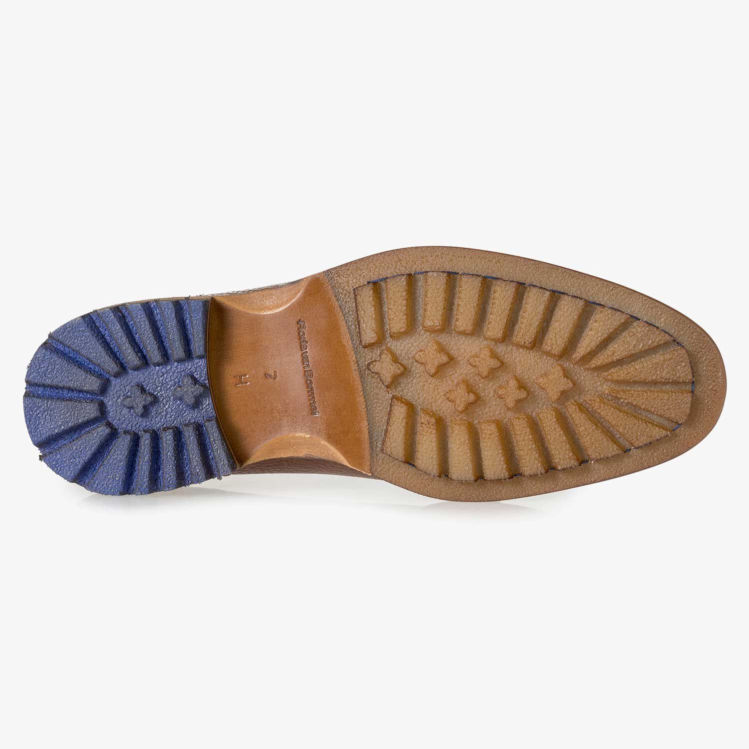 Coloured leather boots shop
