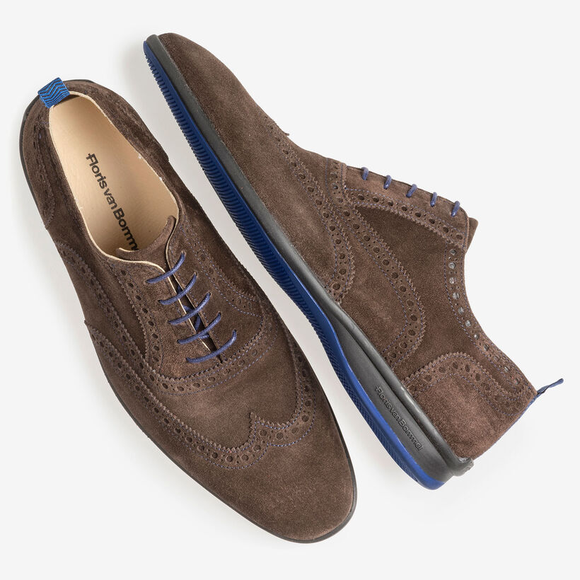Brown suede leather lace shoe