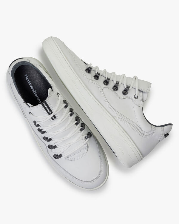 Sneaker calf leather white