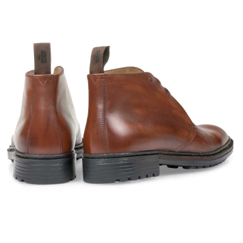 Calf leather lace boot cognac