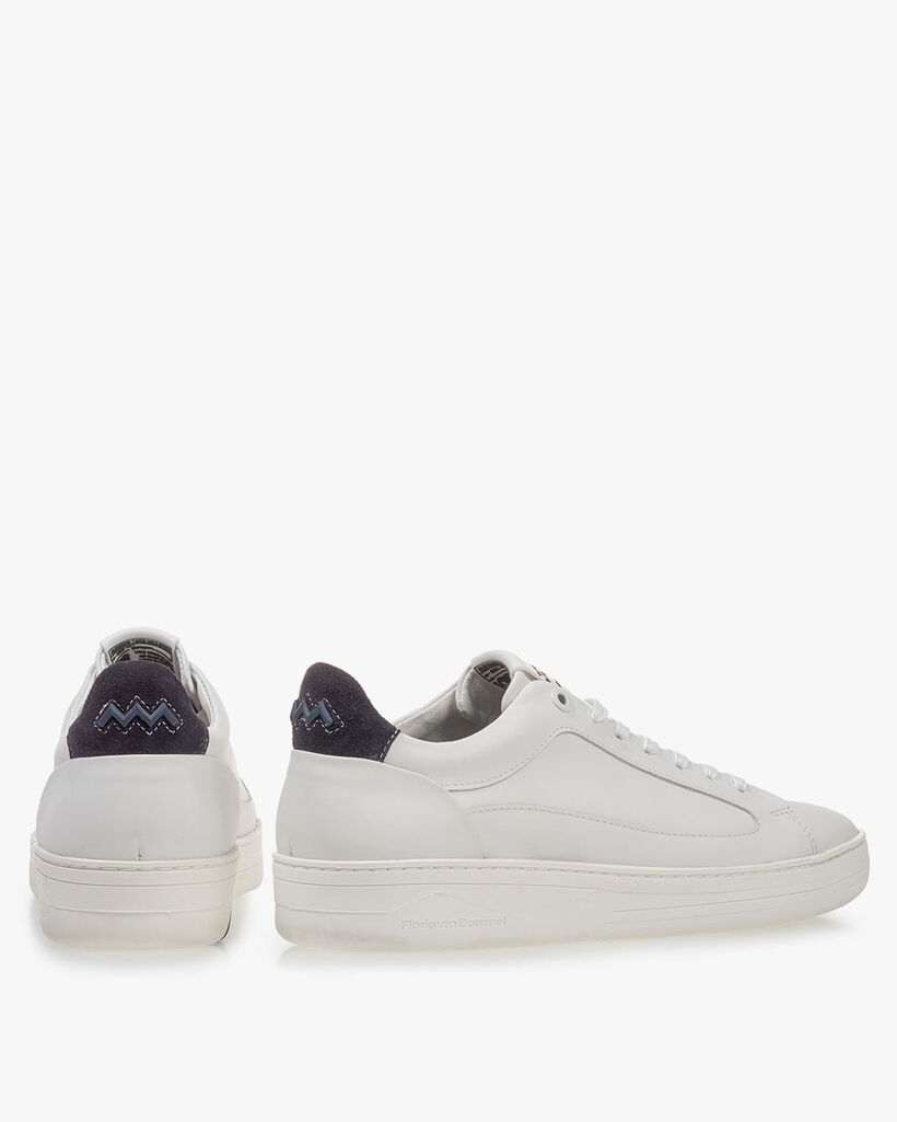 Sneaker leather white