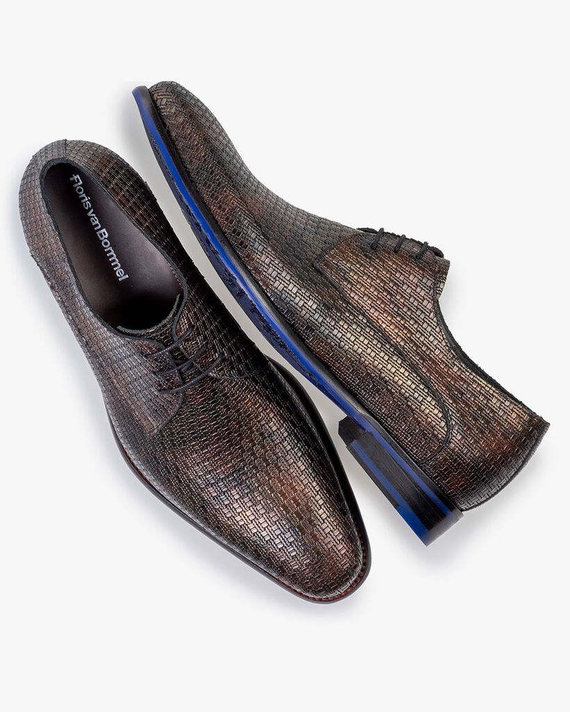 Lace shoe metallic print bronze