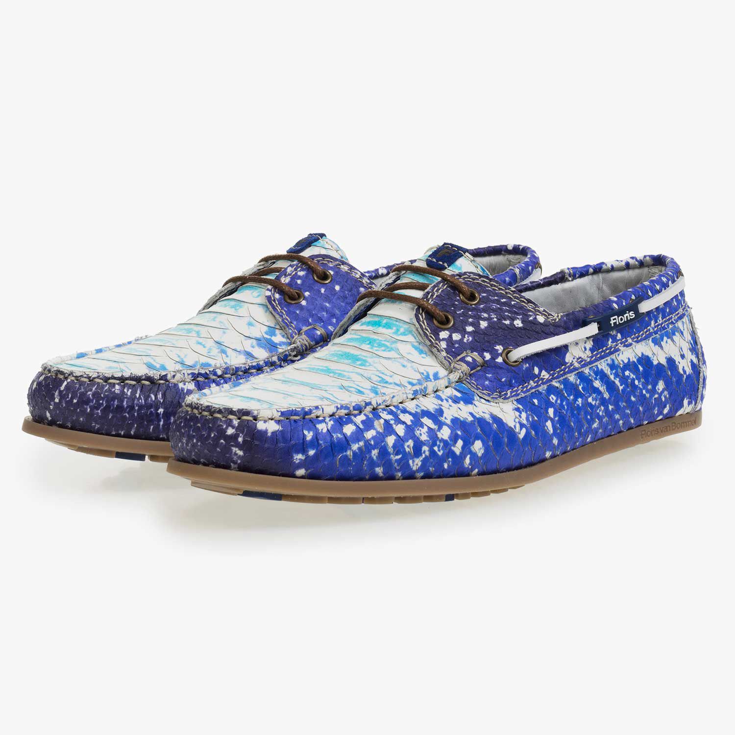 Blue snake print shoes hotsell