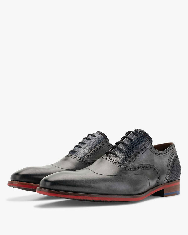 Lace shoe calf leather grey