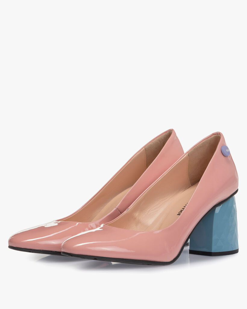 Pumps patent leather pink