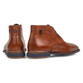 Boot calf leather cognac