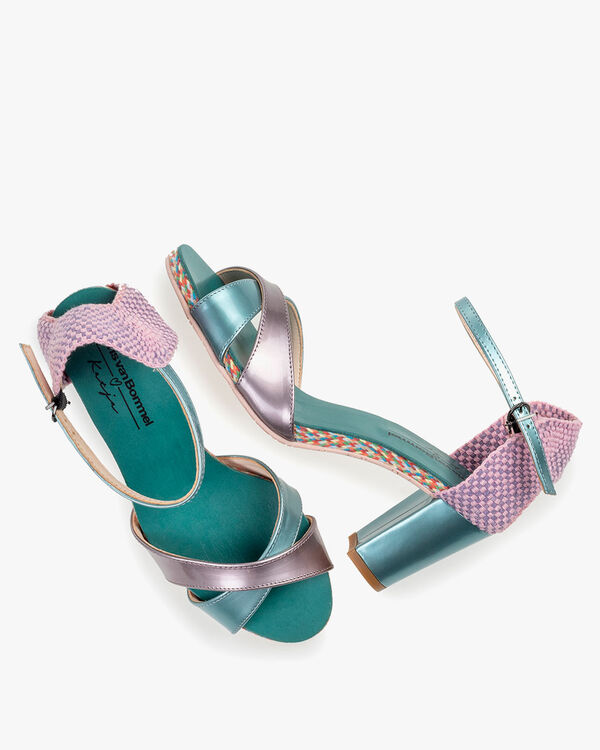 Sandal patent leather light blue