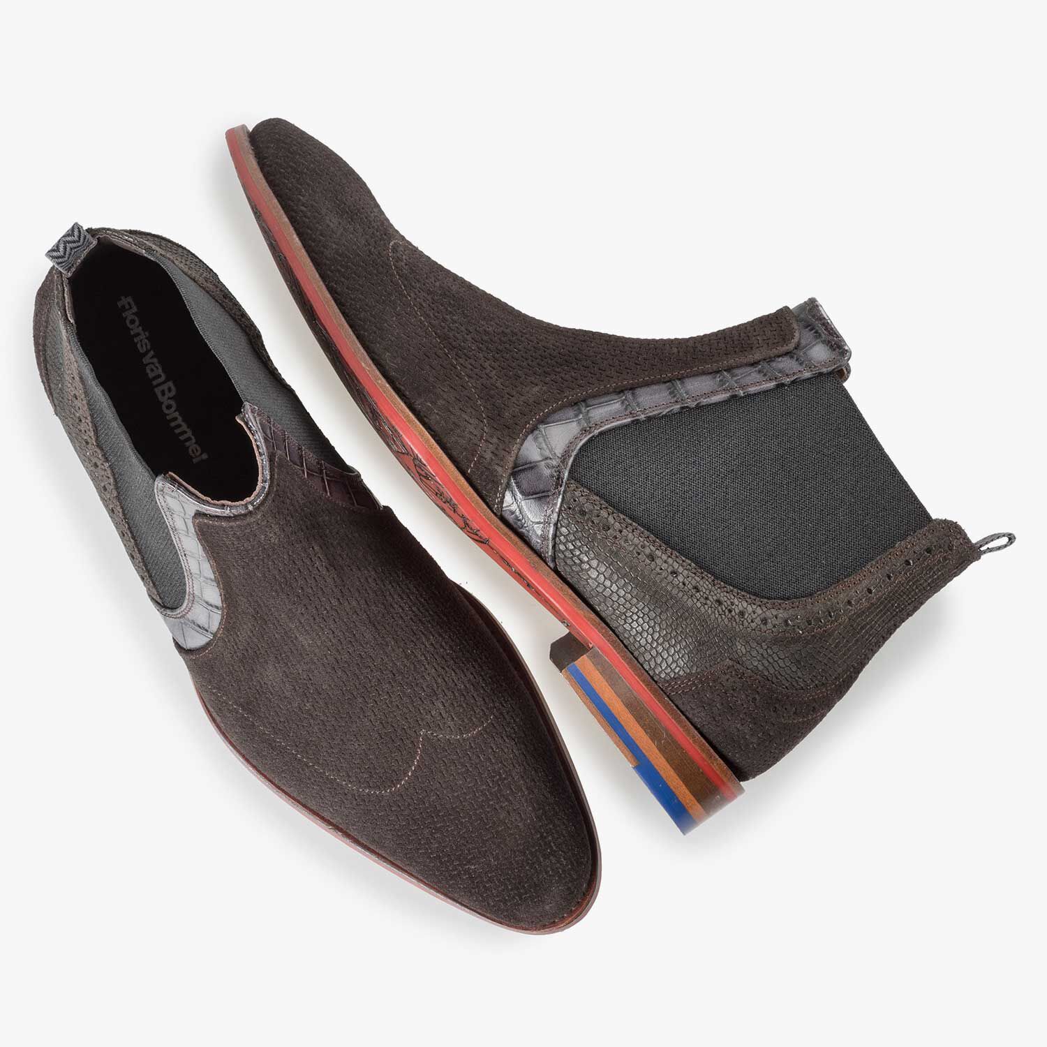 Suede leather Chelsea boot with structural pattern brown 20055 07 Floris van Bommel