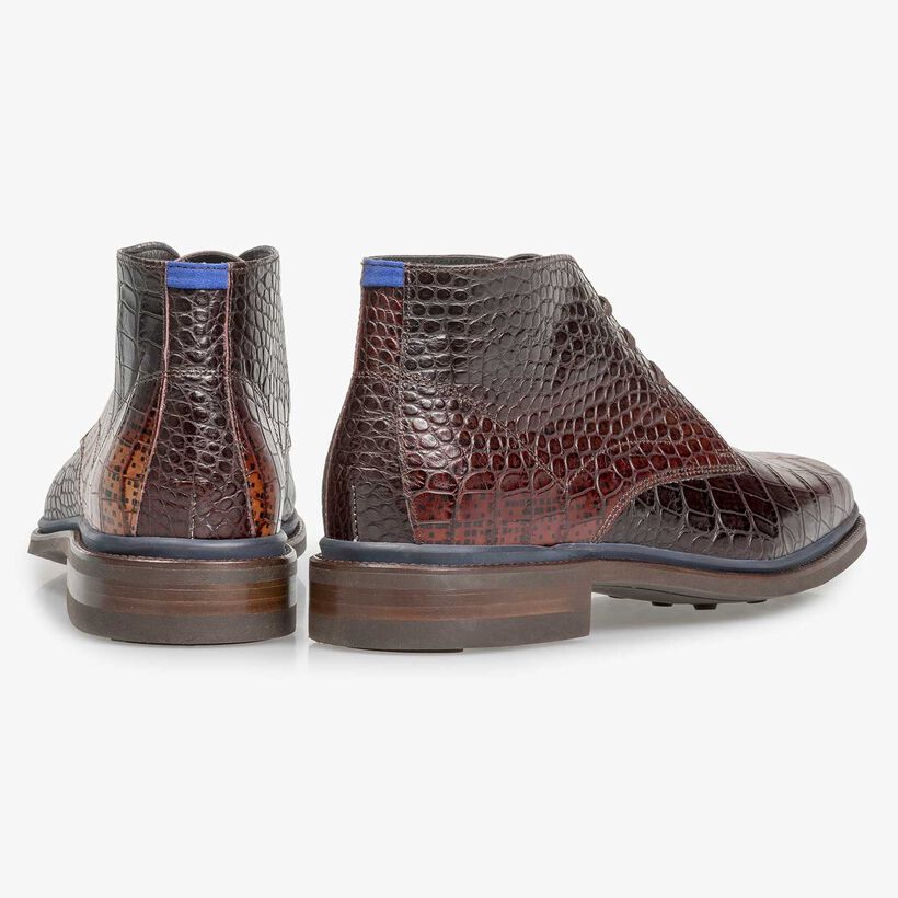 Premium cognac-coloured croco leather lace shoe