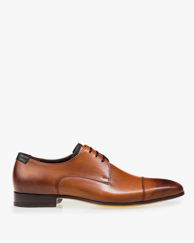 Lace shoe calf leather cognac
