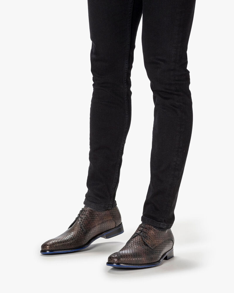 Lace shoe metallic print bronze