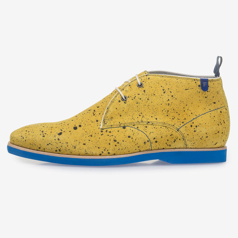 Yellow suede leather lace boot with print