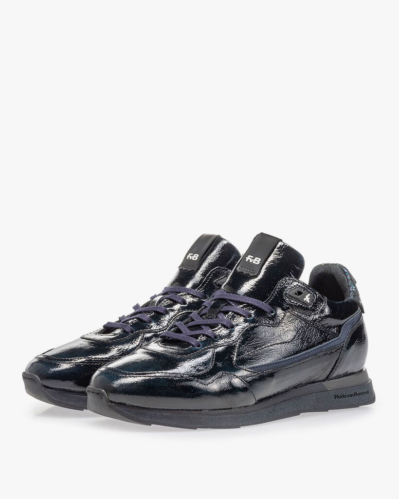 Sneaker blue patent leather