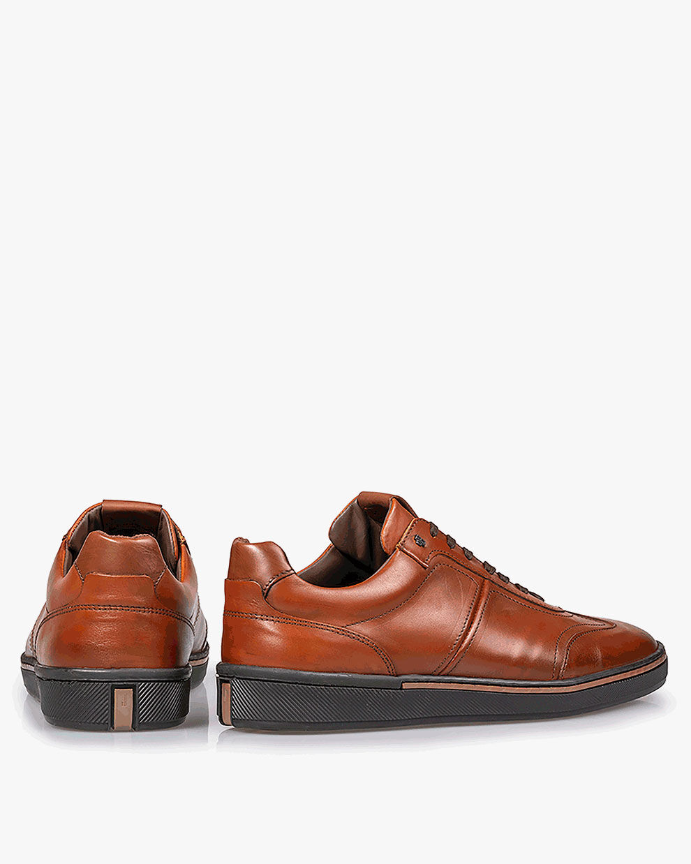 Krakende schoenen van discount bommel