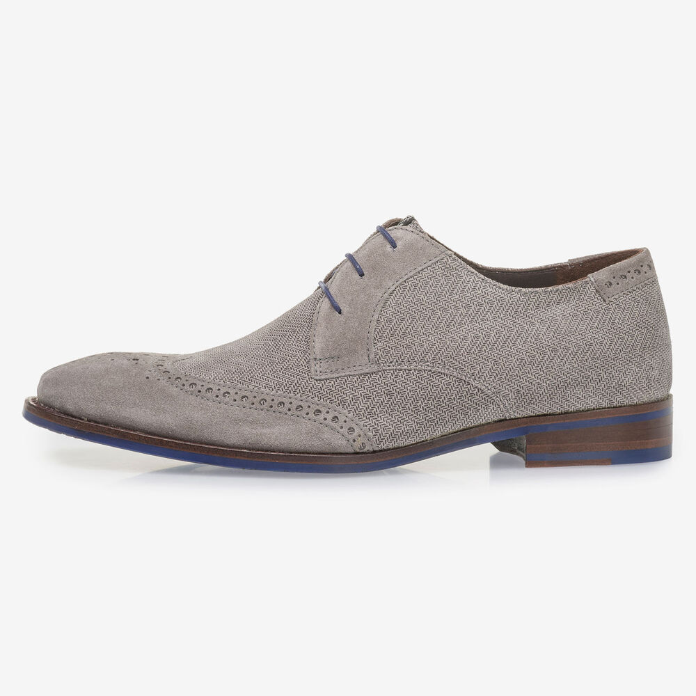 Light grey suede leather lace shoe with print