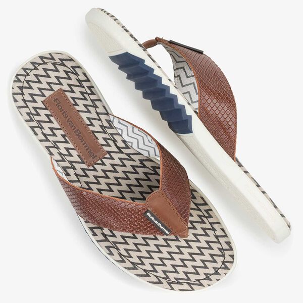 Cognac-coloured printed leather thong slipper