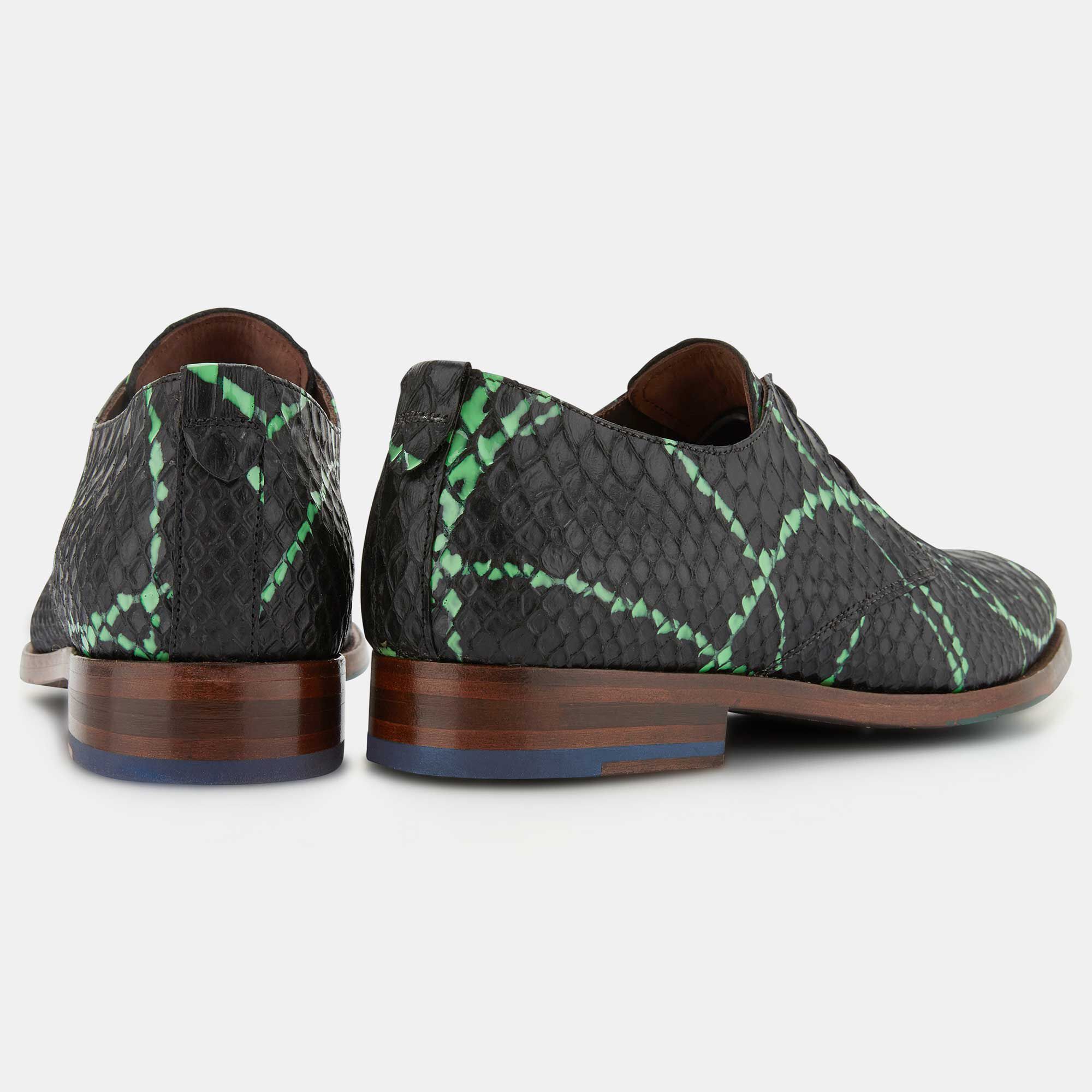 Green snake hotsell skin shoes
