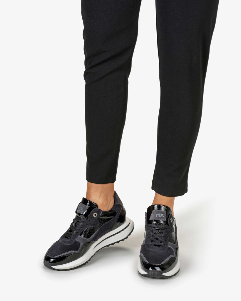 Sneaker patent leather black