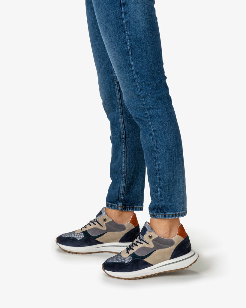 Sneaker blue suede