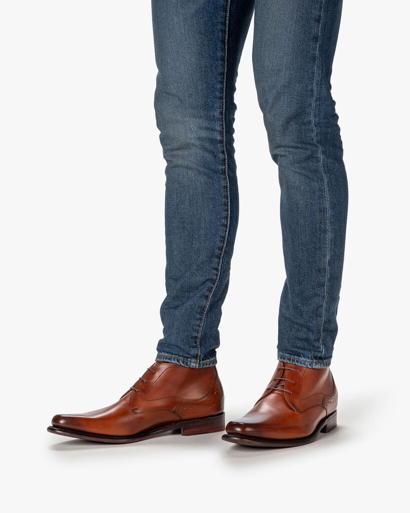 Lace boot calf leather dark cognac