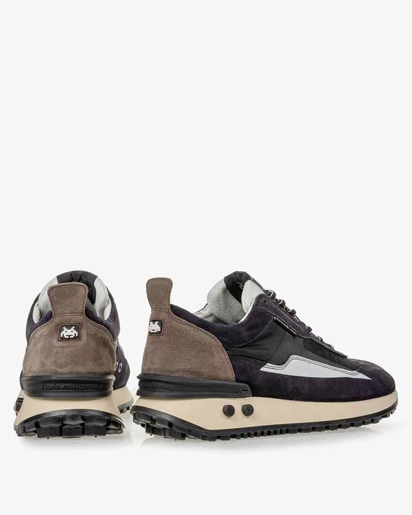 Sneaker space invaders black