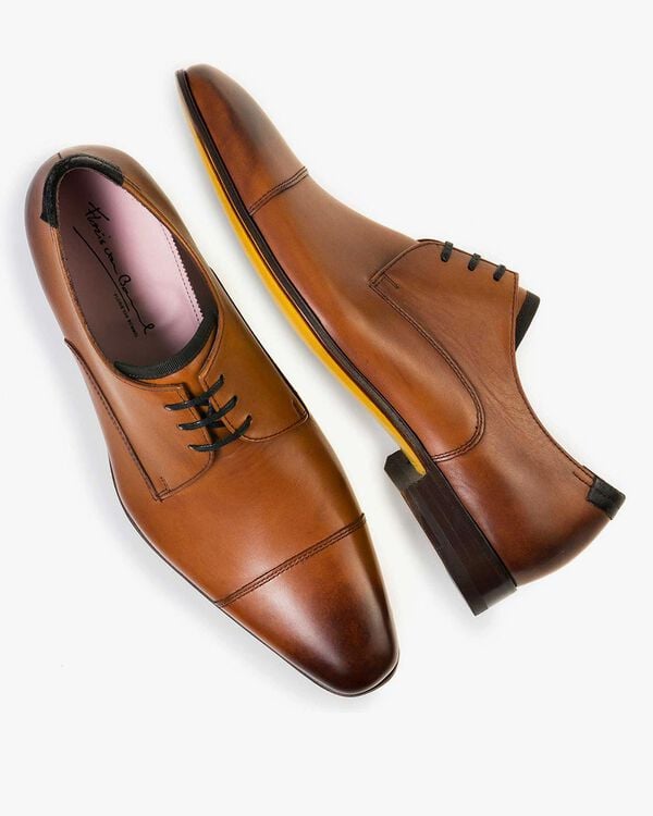 Lace shoe calf leather cognac