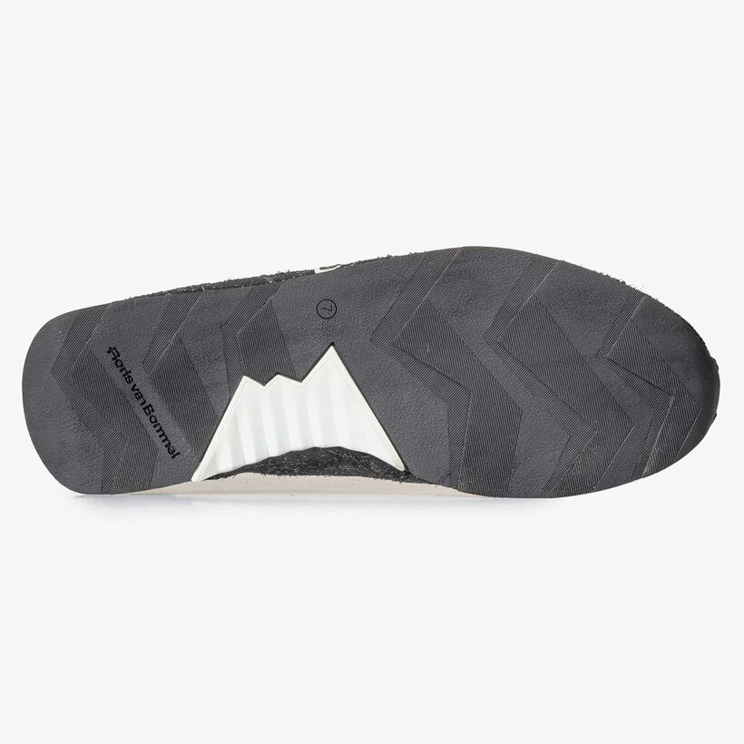Dark grey rough-haired sneaker
