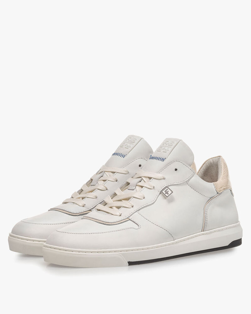 Sneaker calf leather white