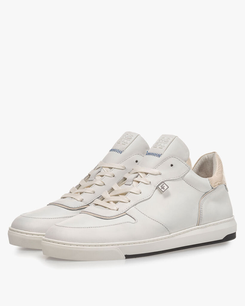 Sneaker calf leather white