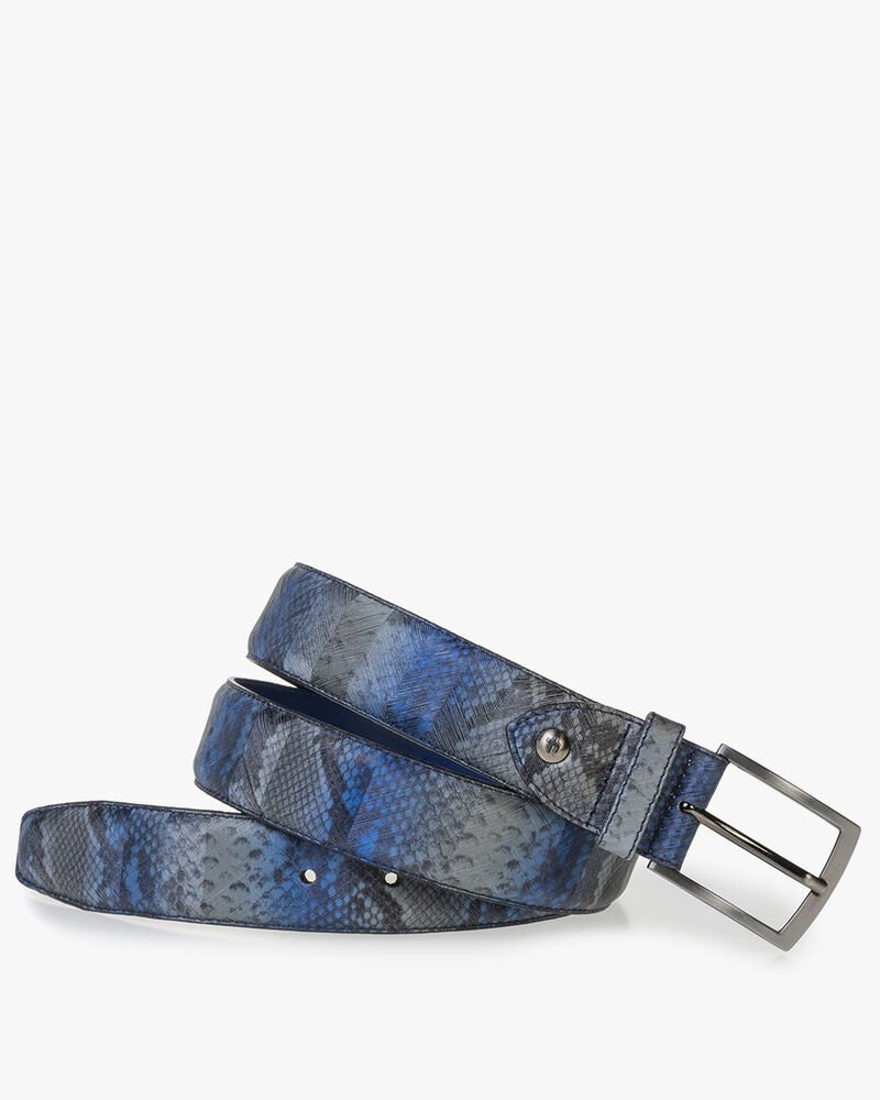 Blue belt with a snake print