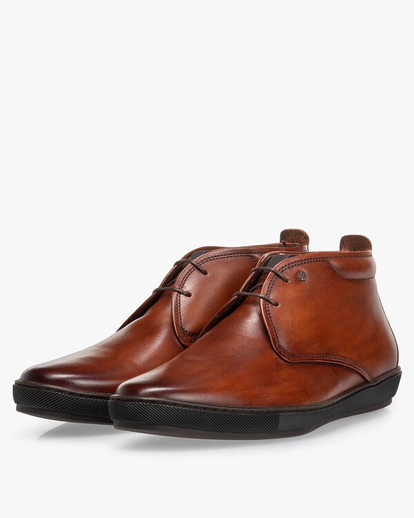 Lace boot calf leather dark cognac