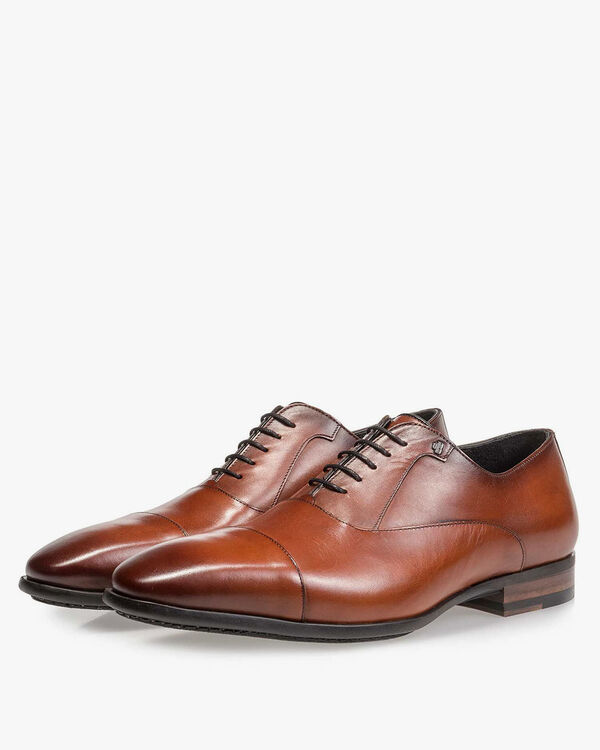 Cognac-coloured lace shoe