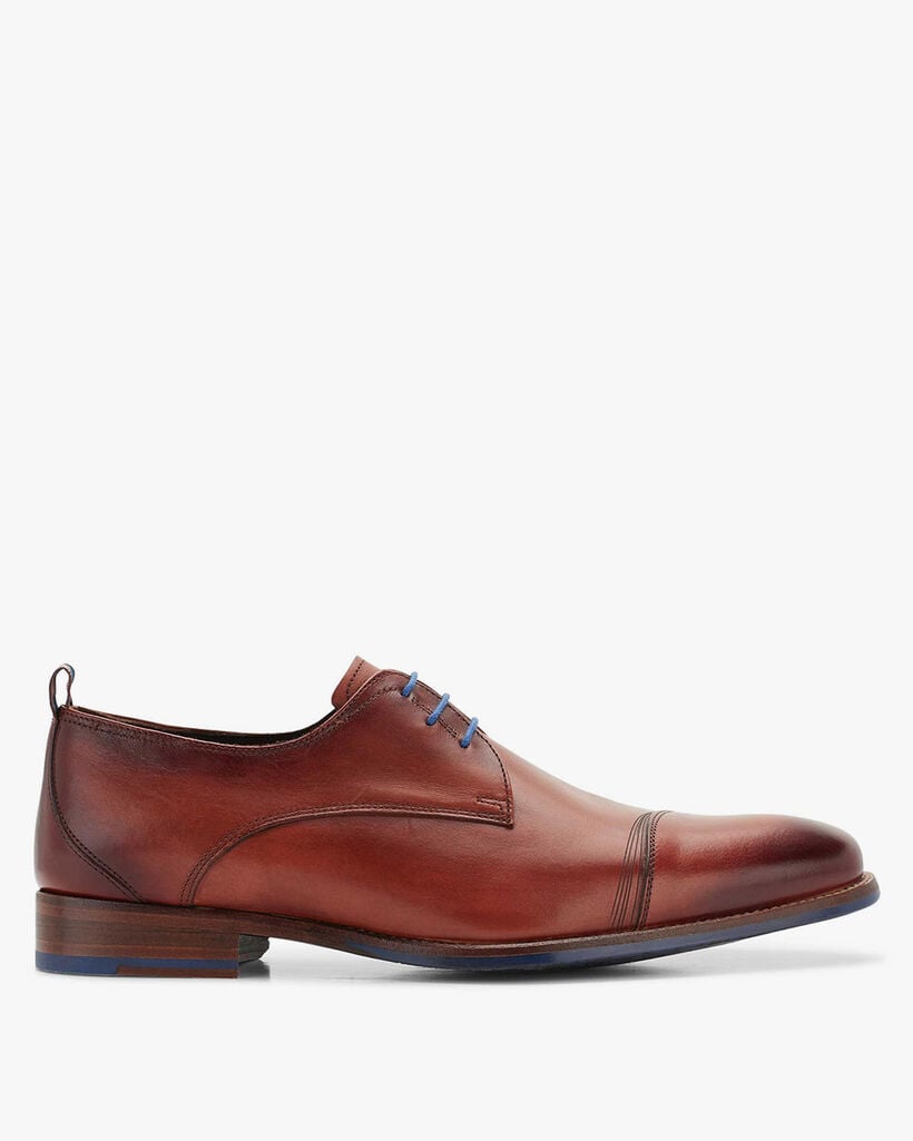 Lace shoe calf leather cognac
