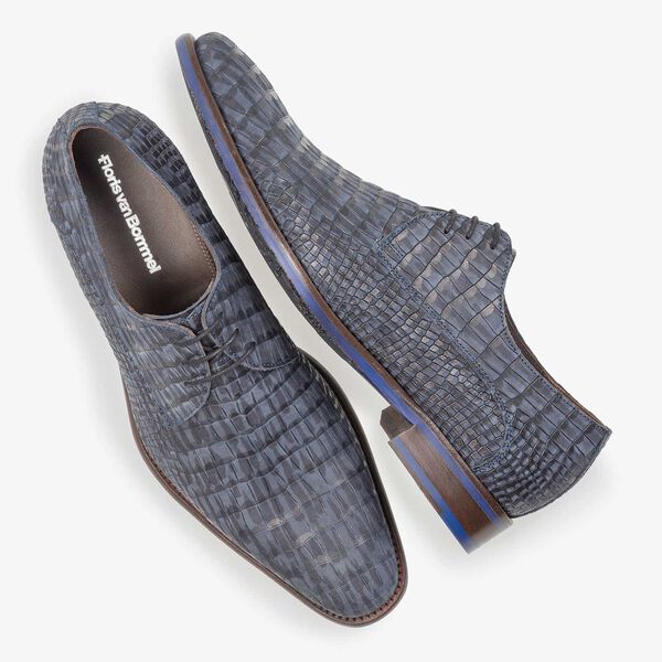 Blue nubuck leather lace shoe with croco print