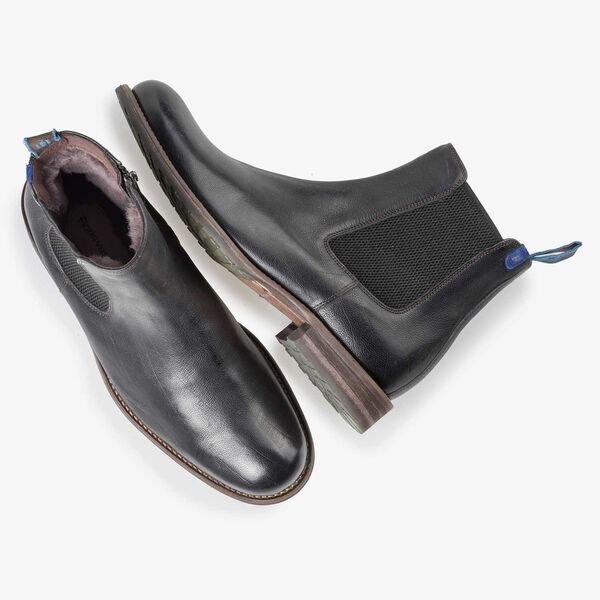 Black wool lined leather Chelsea boot