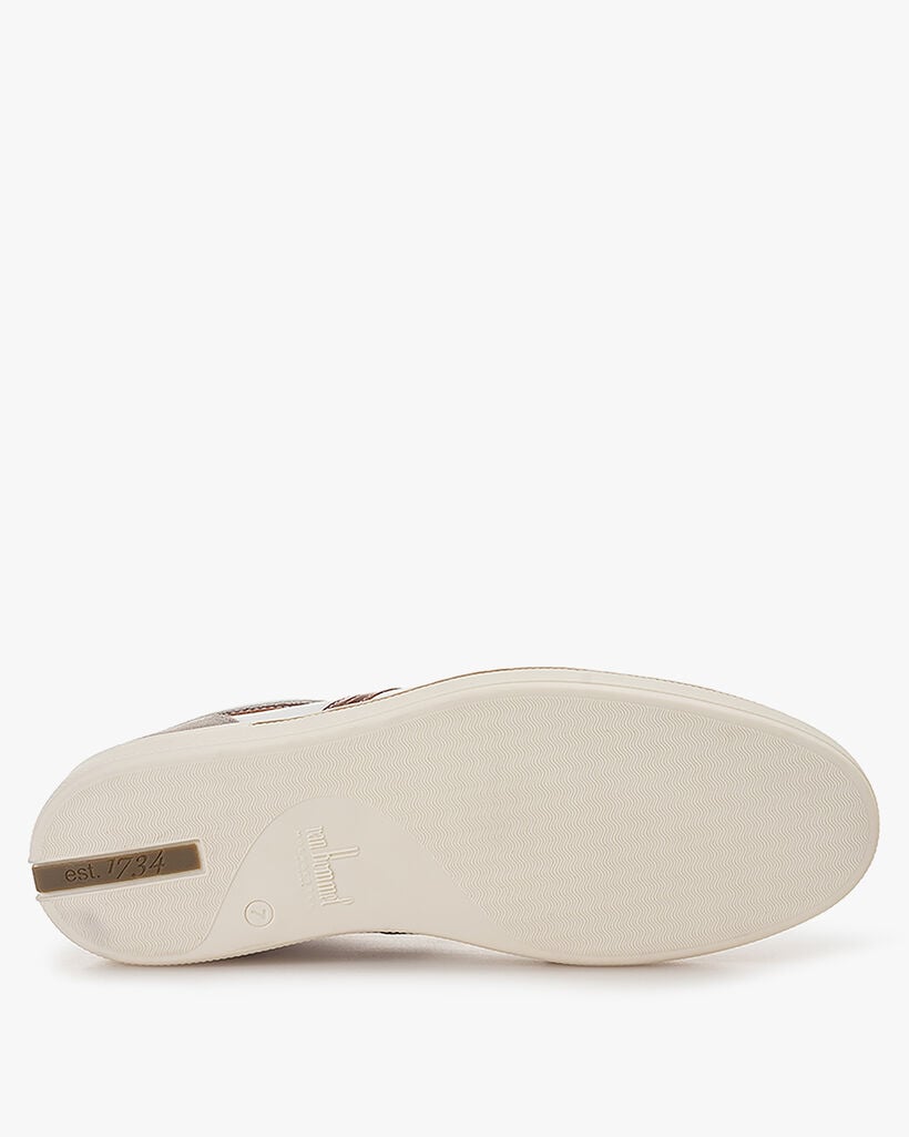 The product image is missing!