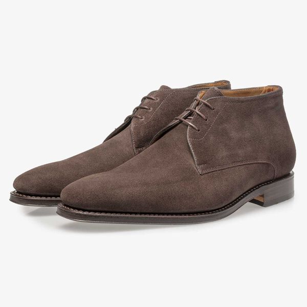 Dark brown waxed suede leather lace shoe