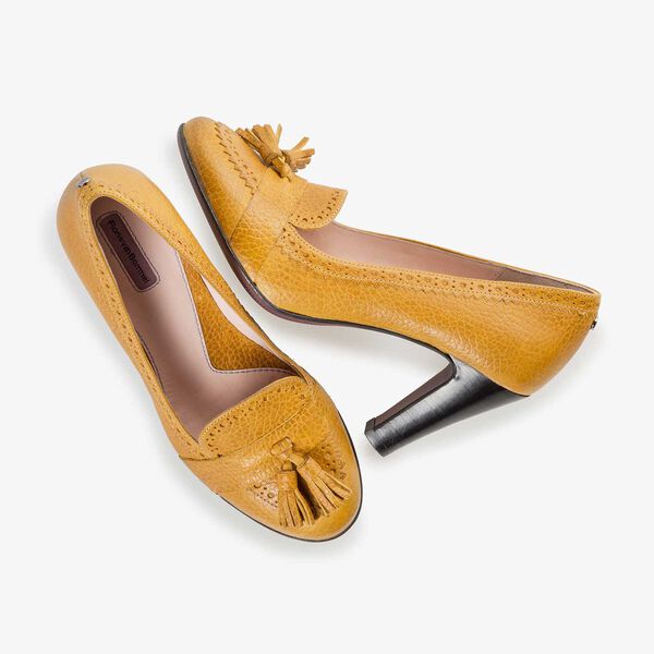 Mustard yellow calf leather tassel high heels