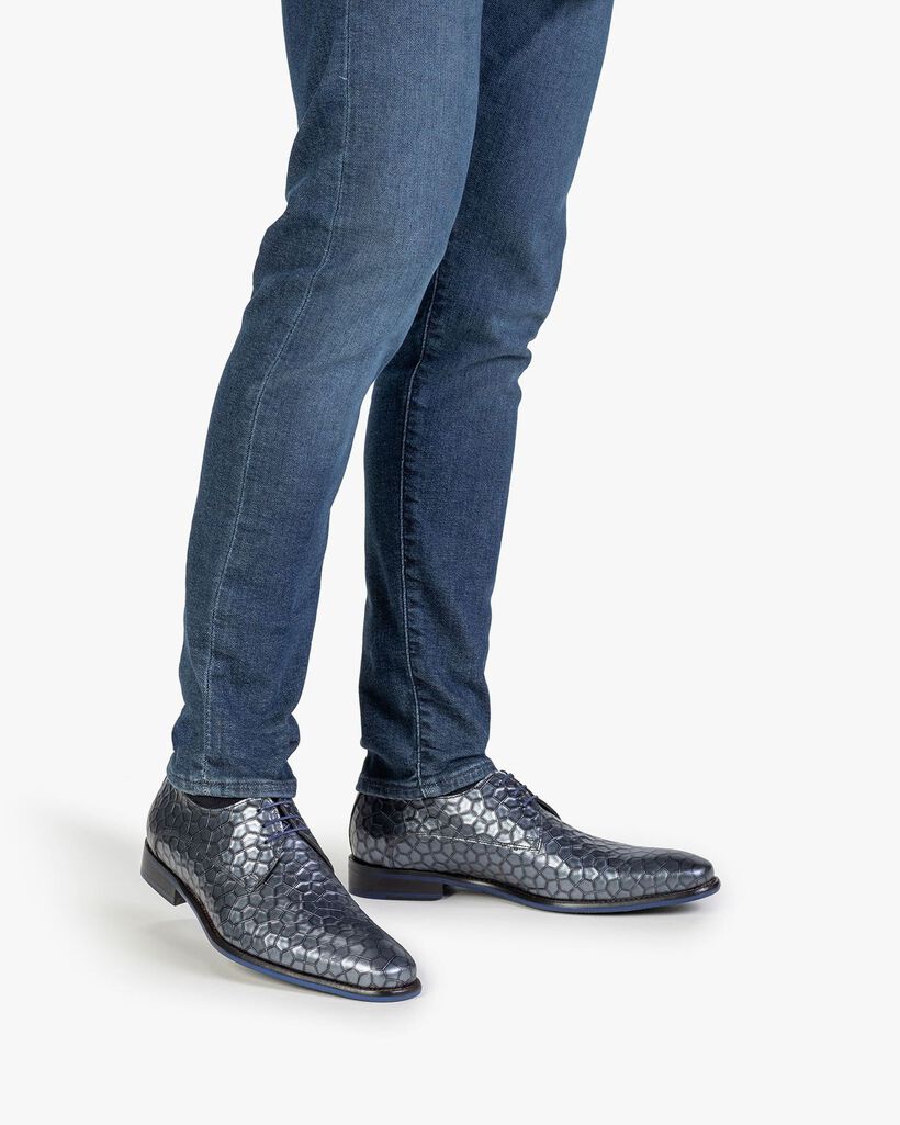 Lace shoe metallic print grey