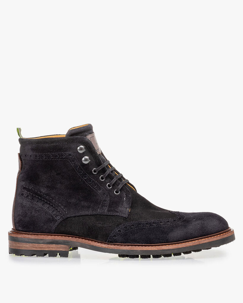 Boot black suede leather