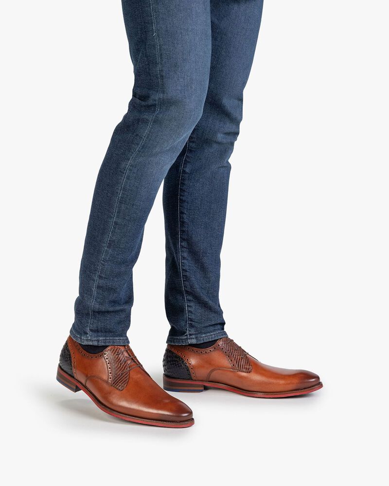 Lace shoe calf leather cognac
