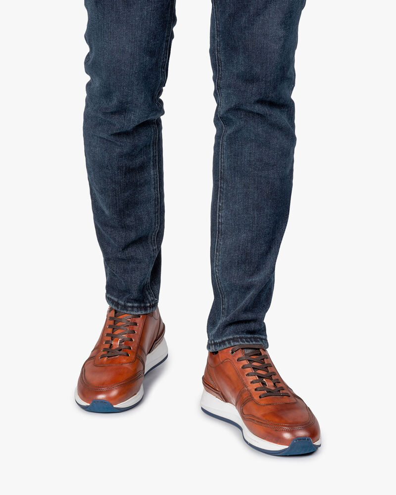 Sneaker calf leather cognac