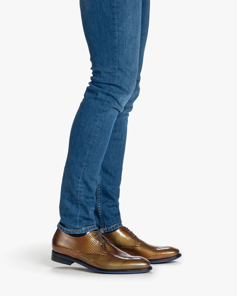 Lace shoe patent leather green