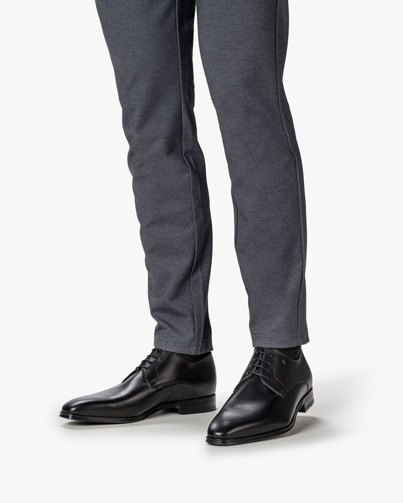 Lace shoe calf leather black