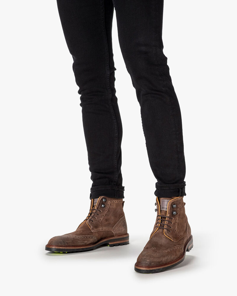 Lace boot suede cognac