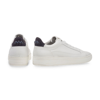Sneaker leather white