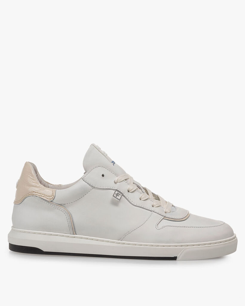 Sneaker calf leather white