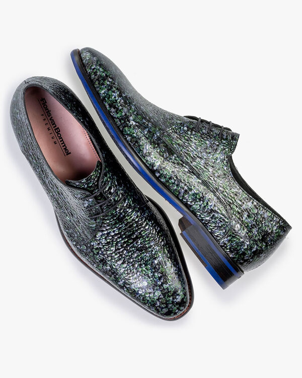 Lace shoe metallic print green